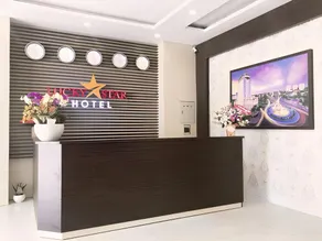 LUCKY STAR HOTEL - Image 2