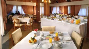 Hotel Edelweiss - Image 4