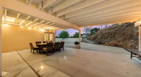 Entire Private Home with 6 Beds, King Bed, 6 Parking, Big Yard, 4 Bedrooms 2 Bathrooms, Available Now - Image 5