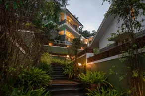 Dazzle Villa Resort - Image 3