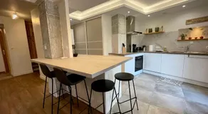 Très bel appartement central, au calme avec balnéo - Image 3