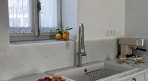 Aνεξάρτητη παραδοσιακή πέτρινη κατοικία - Image 4