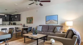 Landing Chic 1BD Gym Clubhouse - Image 2