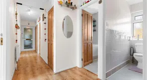 Cosy spacious room in beautiful Ealing - Image 2