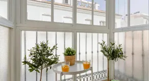 Spacious centre apartment in Málaga - Image 5