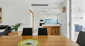 Elegant Coolum Seaside Retreat - Image 3