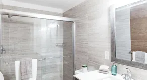 Modern, Luxurious Apartment near Downtown Ottawa - Image 2