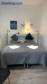 APARTHOTEL - Image 1