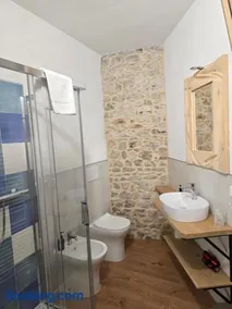 Borgo Perine - Image 1