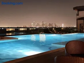 The Heights - London Dream Stay - Image 1