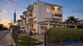 Studios Chrissi-Renovated 2026, Just 20m from the Beach - Image 2