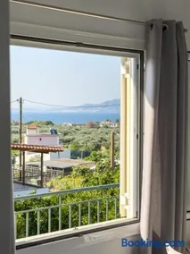 Modern Sea View Apartment - Arkitsa Rentals - Image 3