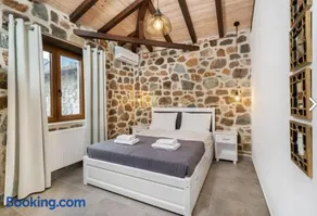 Petra Residence - Image 1