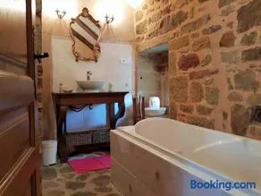 Les Vieilles Treilles - Image 4