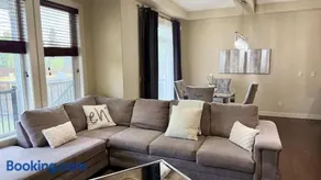 Spacious 3BR House in Aspen Hills - Image 1