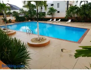 Beautiful remodeled condominiun with an impecable view to the beach and city avenues walk distance to the beach - Image 4