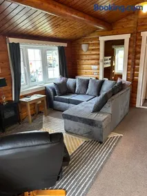 Happy Place LogCabin - Image 4