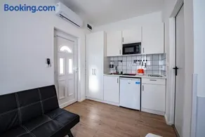 Chesscom Apartments - Image 4