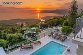 Luxury Villa Fiscardo Walk - Heated Pool & Jacuzzi - Image 2