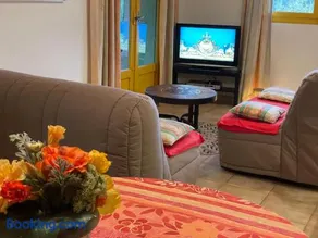 "Clair de Lune" Gîte sur 6000 m2 arborés - Image 2