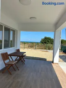 Vila Nikalas - Image 1