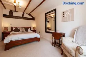 The White Bull Hotel - Image 5
