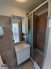 Guest House Nina - Image 5