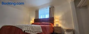 Gated Mountain Villa w/ Private Garage and King Bed - Image 4
