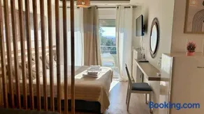 Καλαίσθητο Ηλιόλουστο Studio - Image 2