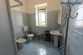 "Il Segreto" Vista Panoramica sulle Isole Eolie con Piscina, palestra e WiFi - Image 2