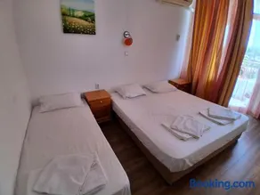 Sunny Island Obzor - Image 2