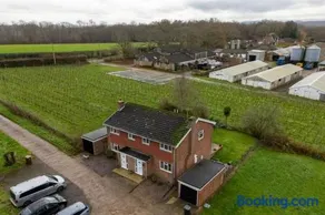 Cosy 3BR Country Home Near Vineyards - Image 5