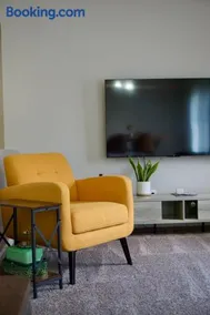 Cloud's Bnb - The Signature Suite, for cooks. - Image 3