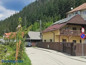 Casa de sub Hășmaș - Image 2