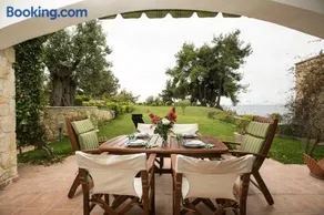 Blue Crab, Beachfront House in Kalandra #FeelsLikeHome - Image 1