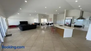 The Beach House - Image 4