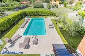 Villa Asmara Piscina AC WI-FI Park - Image 1