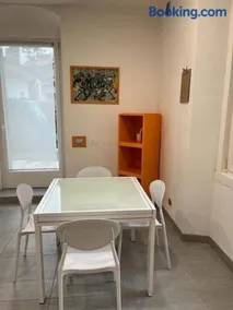 room154 - Image 4