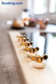 Hotel LandAroma Bed & Breakfast - Image 2