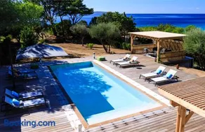 The Beach House - Image 2