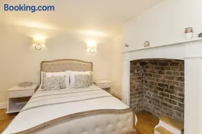 The Garden Square - Unique luxury apartment in historic garden square - ideal for 2 people - Image 3