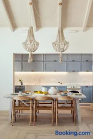 Salty Angel Sea Front Villa - Image 2