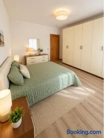 Casa Michela - Big 3 bedroom apartment by AGENZIA COCAL - Image 2