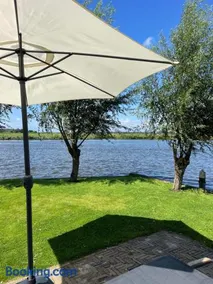Mooi vakantiehuis prachtig gelegen aan het water - Image 3
