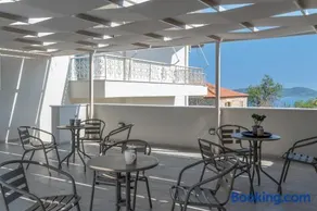 Panorama Apartments - Image 2