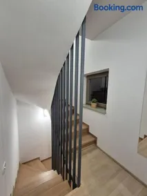Apartman Green Ballad - Image 4