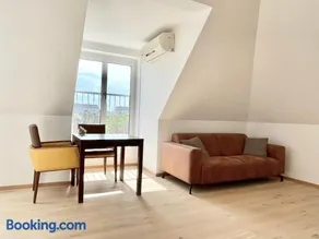 Reinisch Apartments - Image 2