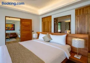 Coconut Grove Resort - Image 4