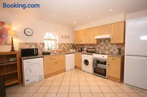 Grooms Cottage - Image 5