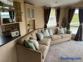 Seaview Caravan at Warden Springs Holiday Park - Image 2